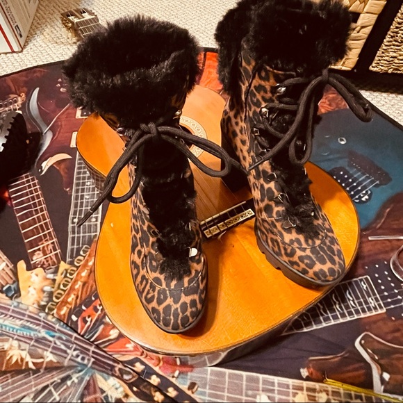 SALE!!! 🐅Fabulous Jessica Simpson Leopard Fur Top Heeled Combat Booties! - Picture 5 of 16